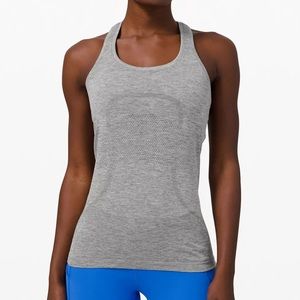 Swiftly Tech Racerback Tank Top in Slate/White Size 6